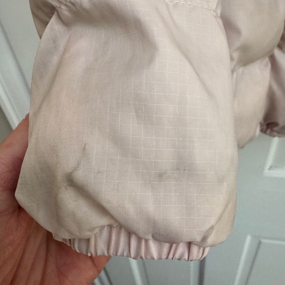 The North Face 3T Girls Black & Pink 550 Down Reversible Puffer Jacket - Picture 12 of 14